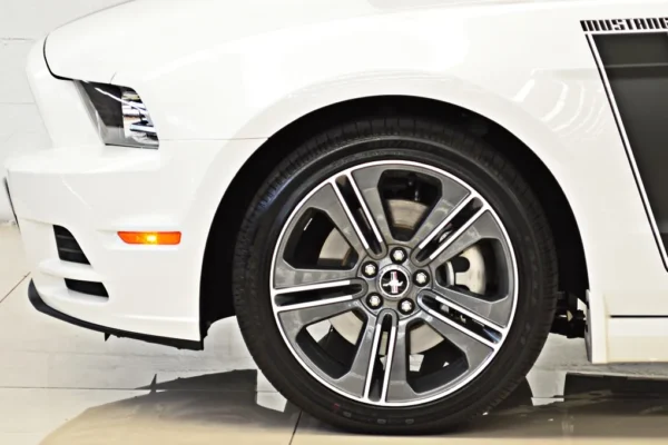 Ford Mustang V6 Premium