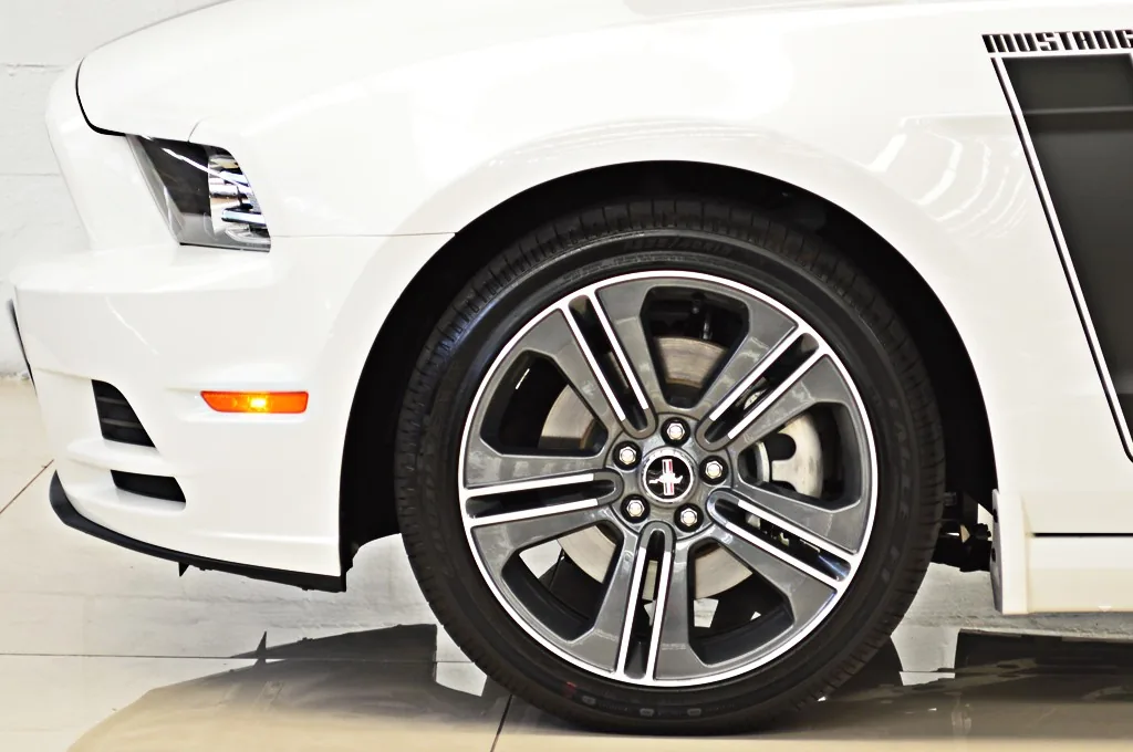 Ford Mustang V6 Premium