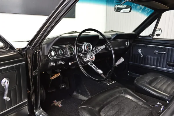 Ford Mustang Hard Top