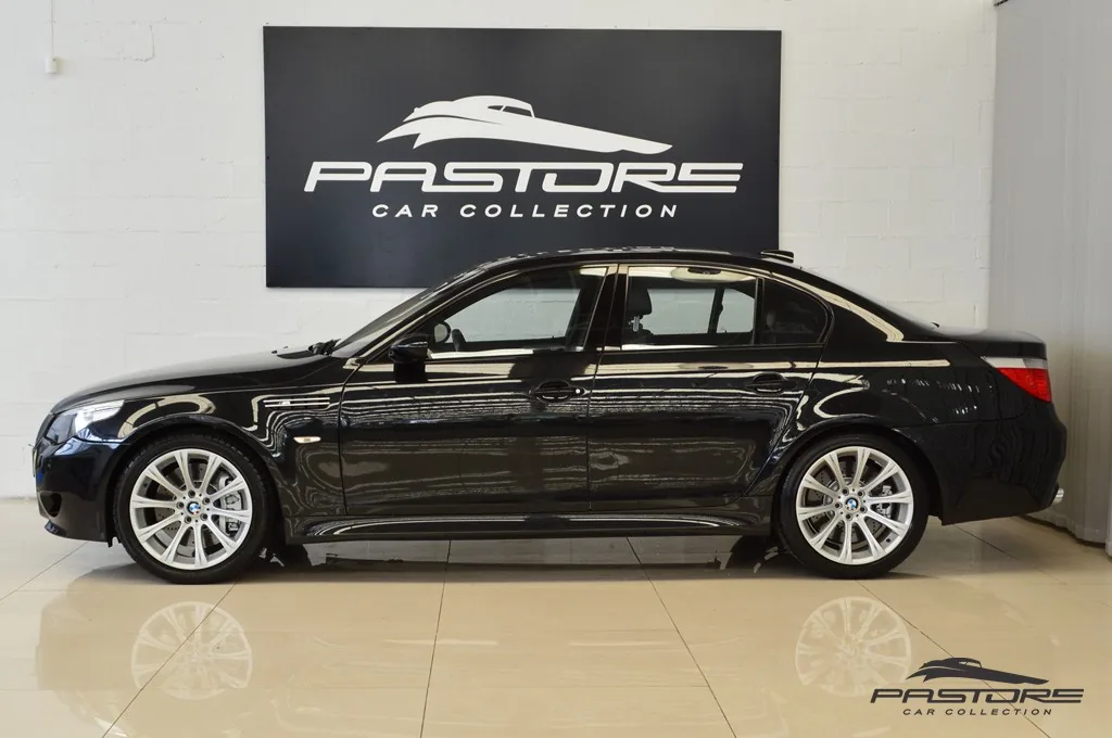 BMW M5 5.0 V10