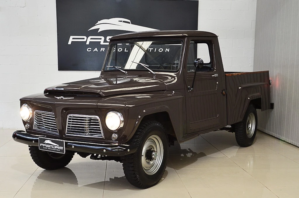 Willys F-75 Pickup