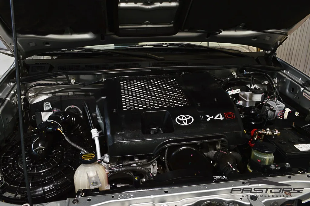 Toyota Hilux CD 4X4 SRV