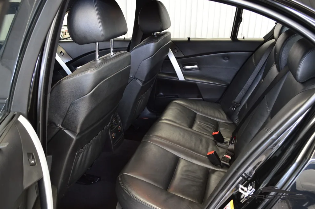 BMW M5 5.0 V10