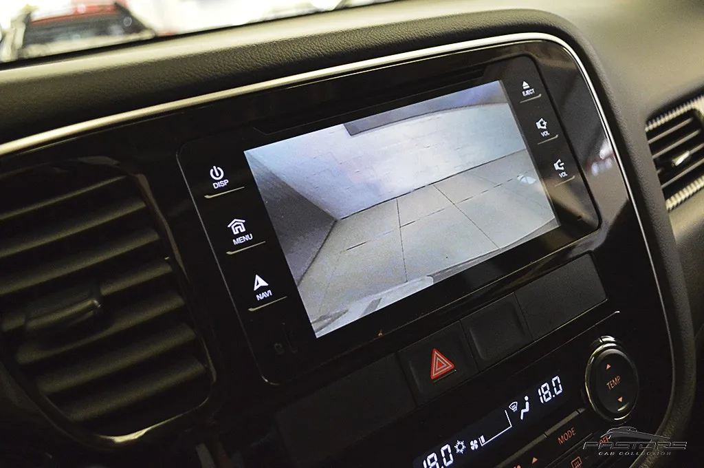 Mitsubishi All New Outlander GT
