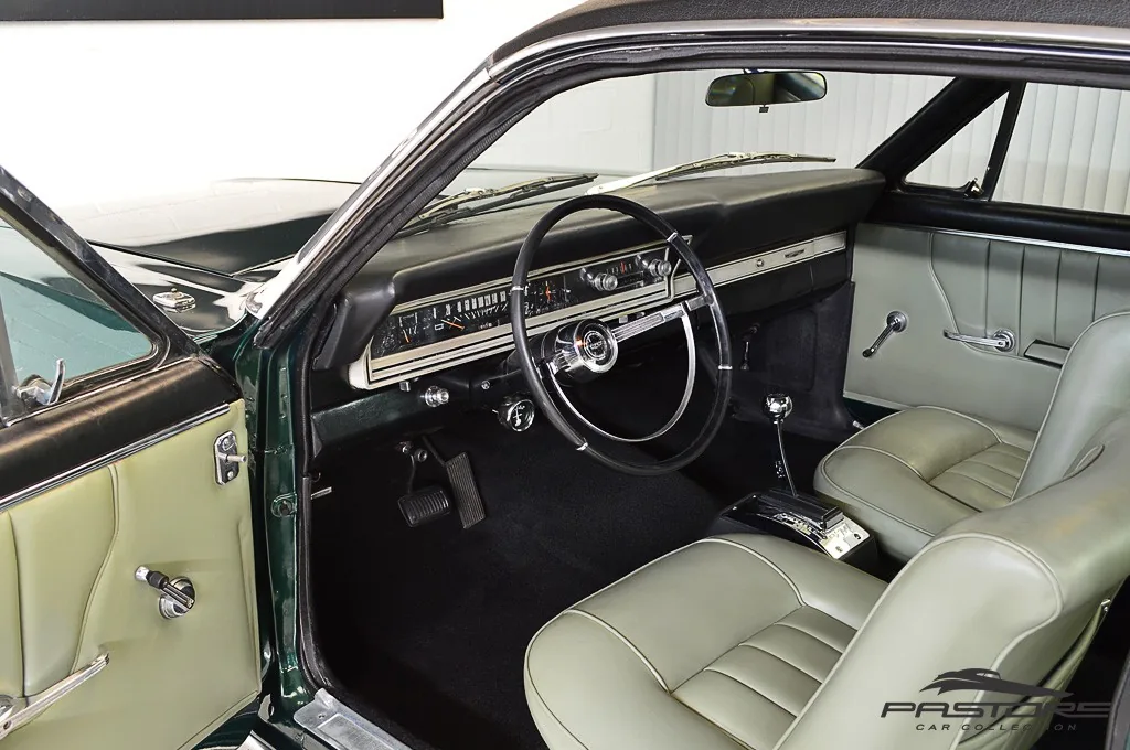 Ford Fairlane 500