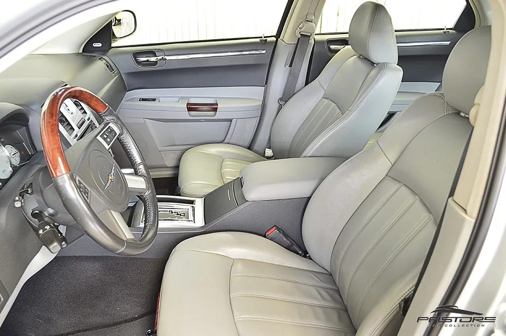 Chrysler 300C 5.7 Hemi