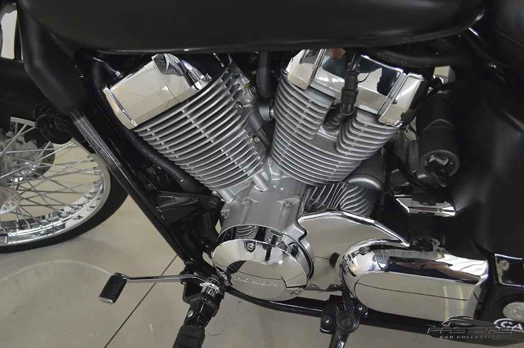 Honda Shadow 750
