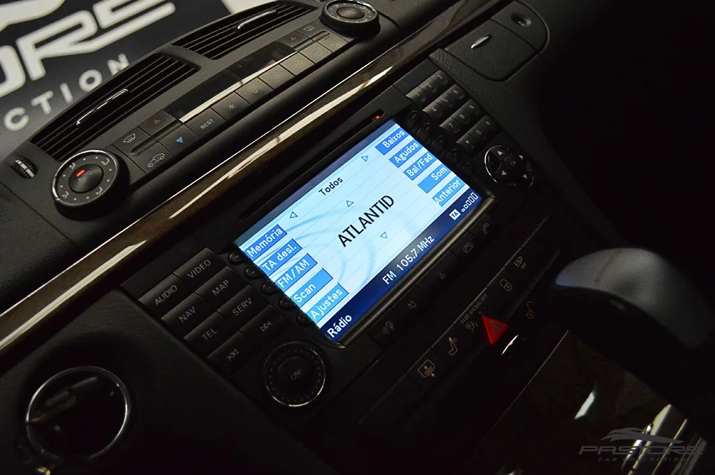 Mercedes-Benz E320 Avantgarde