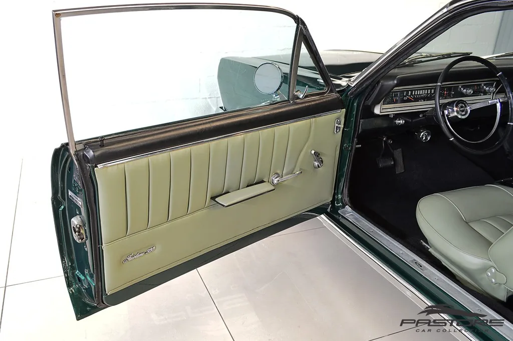 Ford Fairlane 500