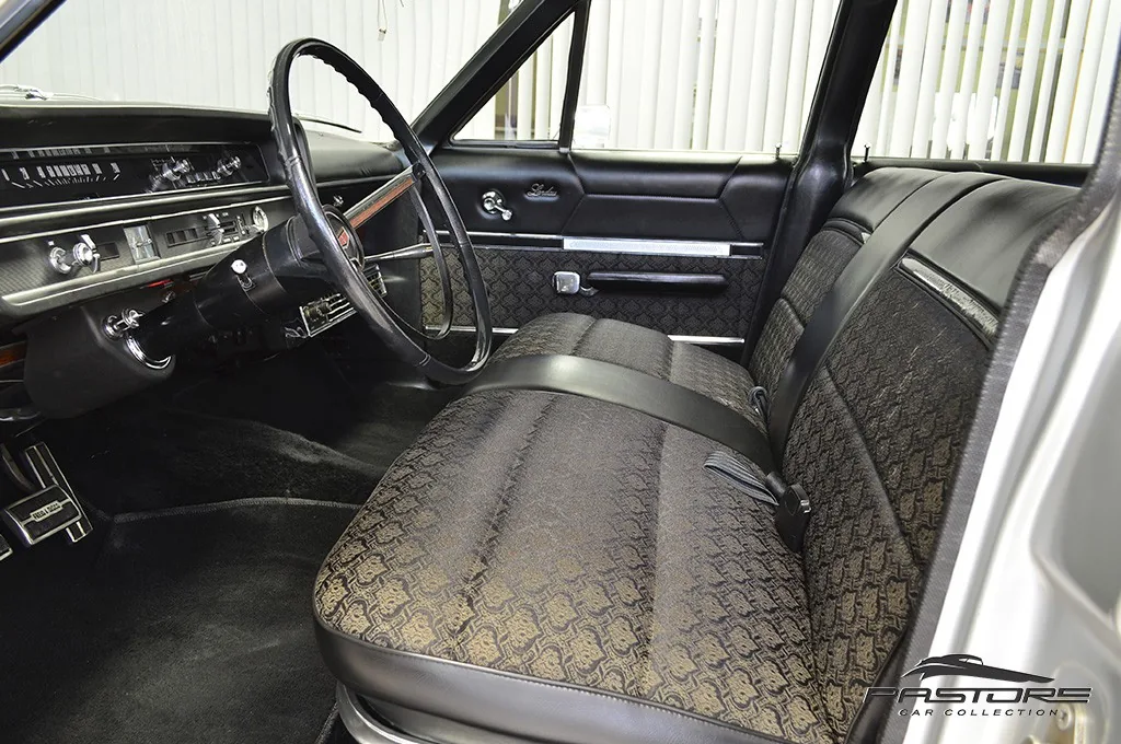 Ford Galaxie Landau