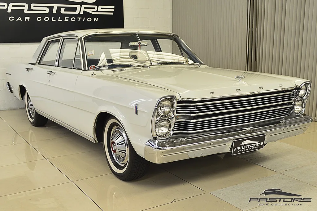 Ford Galaxie 500