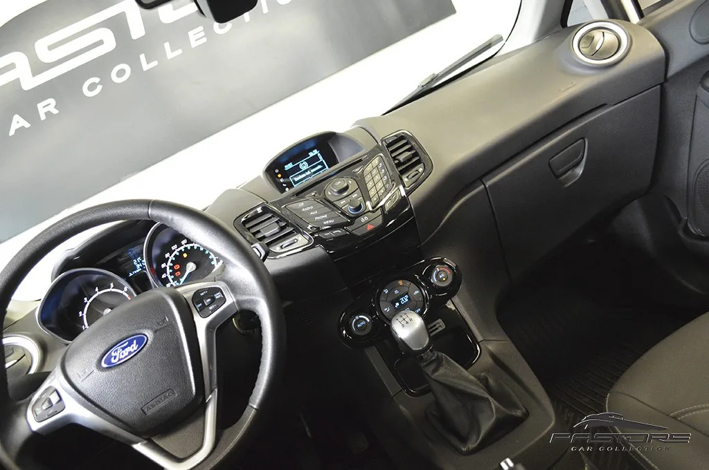 Ford New Fiesta Titanium