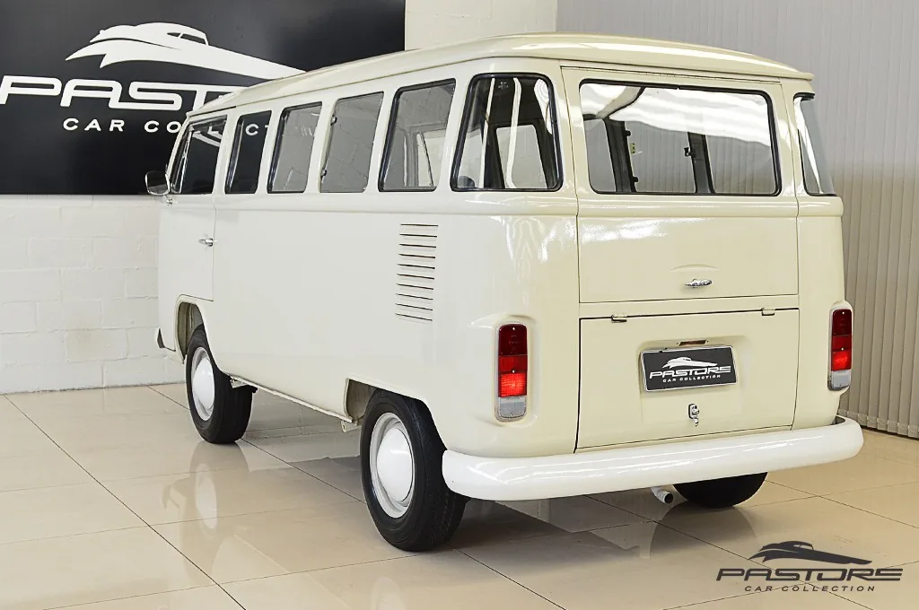 VW Kombi Standard