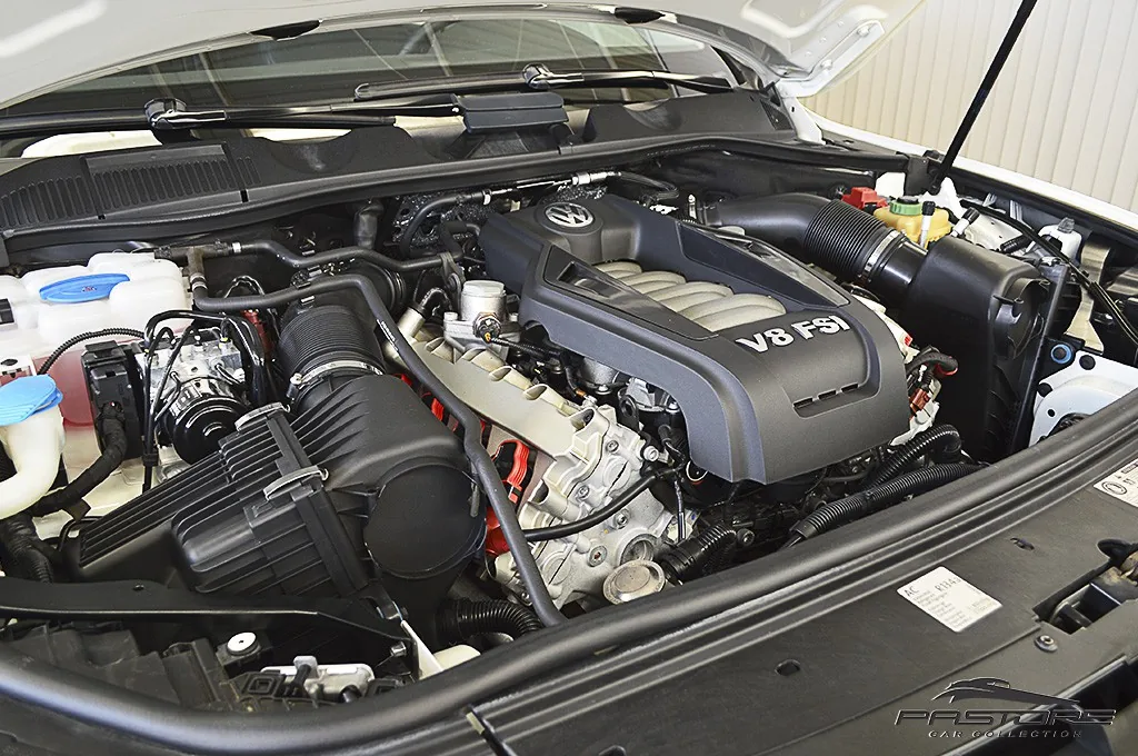 VW Touareg 4.2 V8