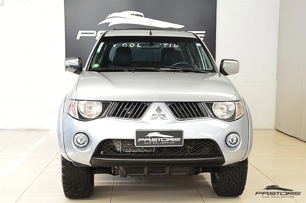 Mitsubishi L200 Triton 3.2D AT