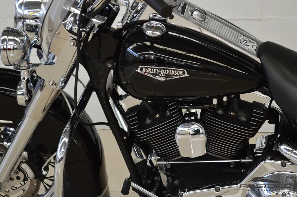 Harley-Davidson Road King Screamin Eagle