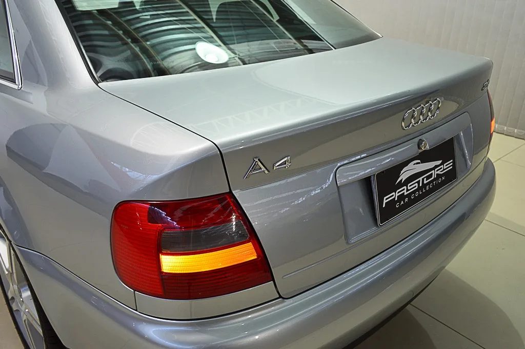 Audi A4 2.4 V6