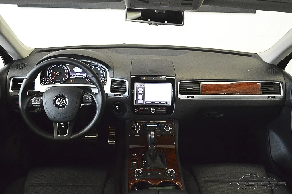 VW Touareg 4.2 V8