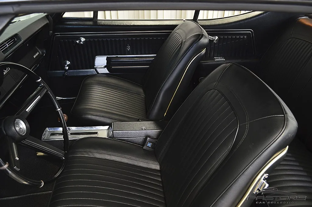Oldsmobile Cutlass Supreme
