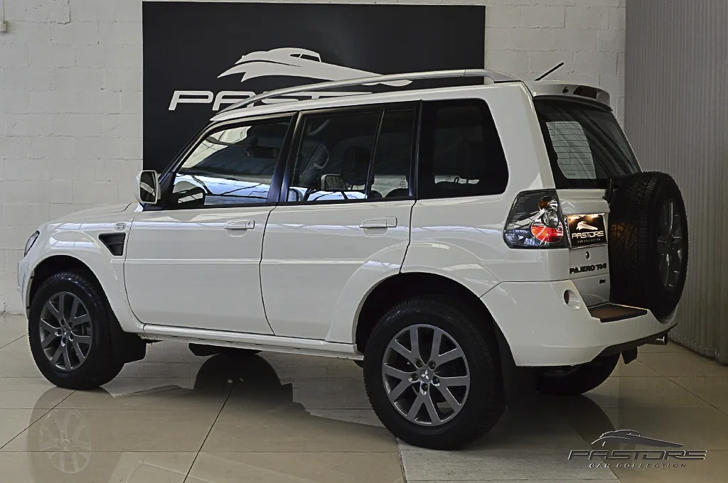 Mitsubishi Pajero TR4 2.0 16v 4x2