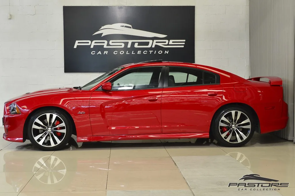 Dodge Charger SRT8