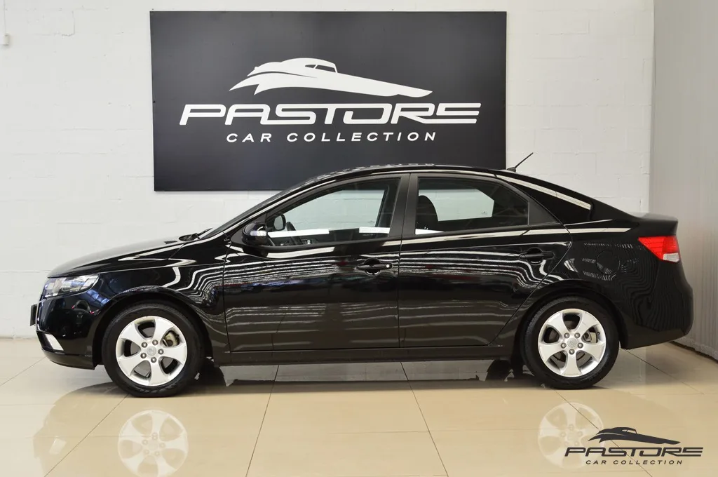 Kia Cerato E252