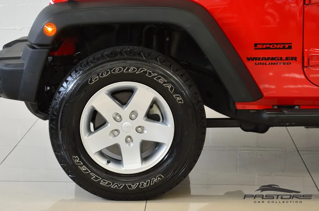 Jeep Wrangler Unlimited Sport