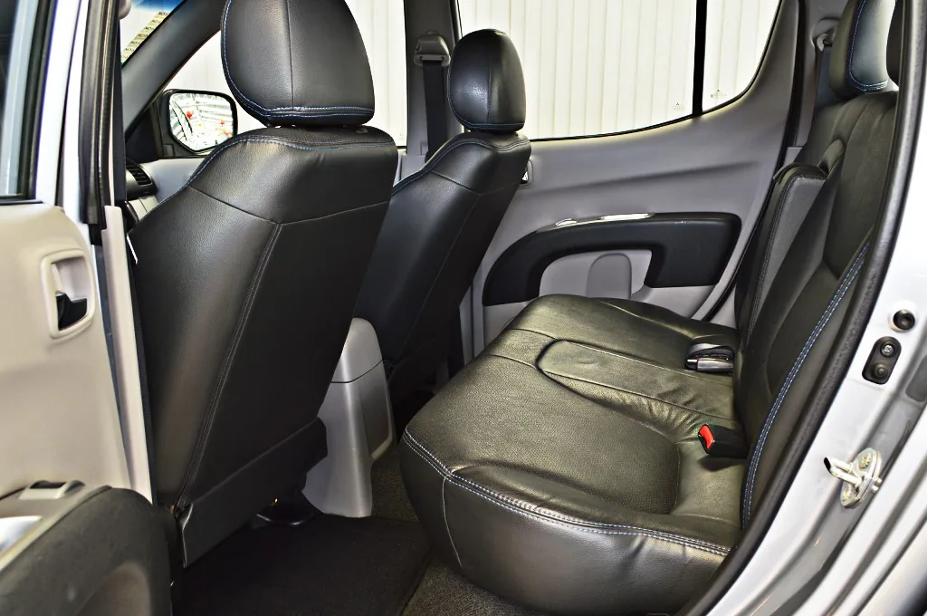 Mitsubishi L200 Triton 3.2D AT