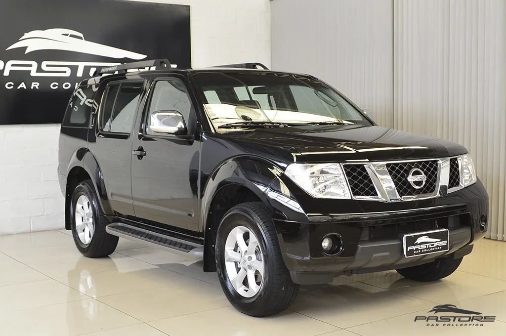 Nissan Pathfinder SE 2.5 TDI