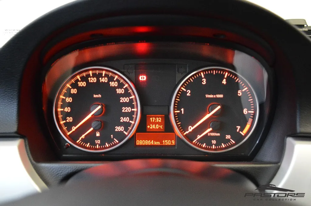 BMW 320i TOP