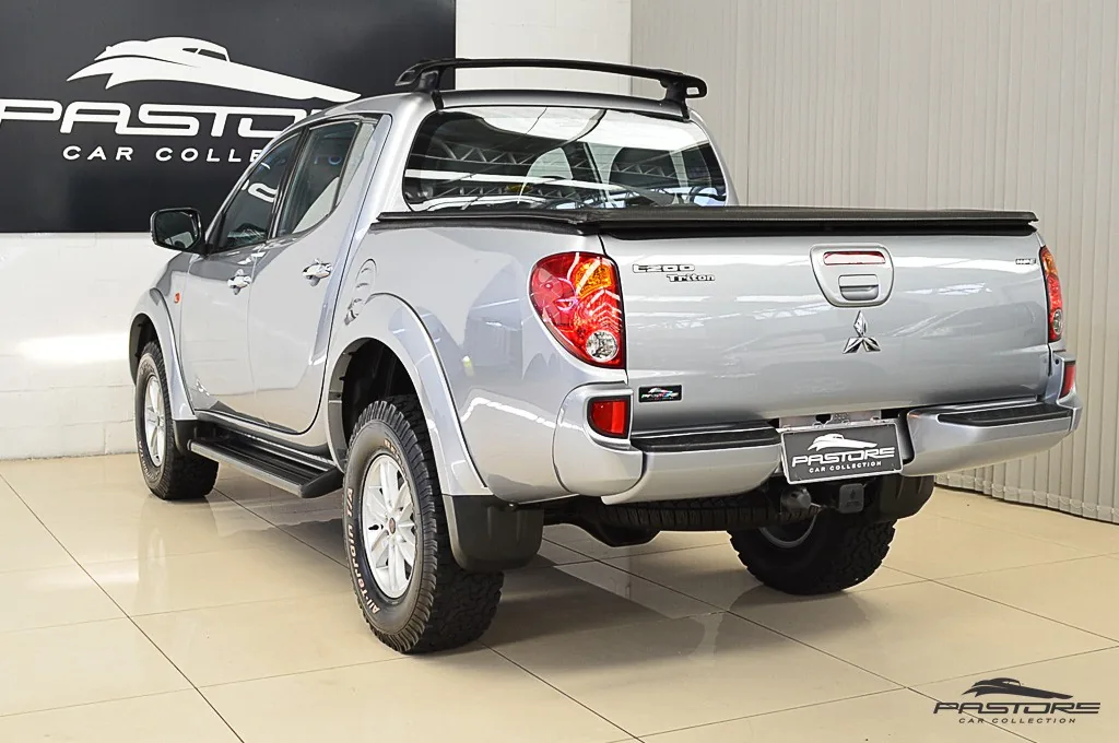 Mitsubishi L200 Triton 3.2D AT