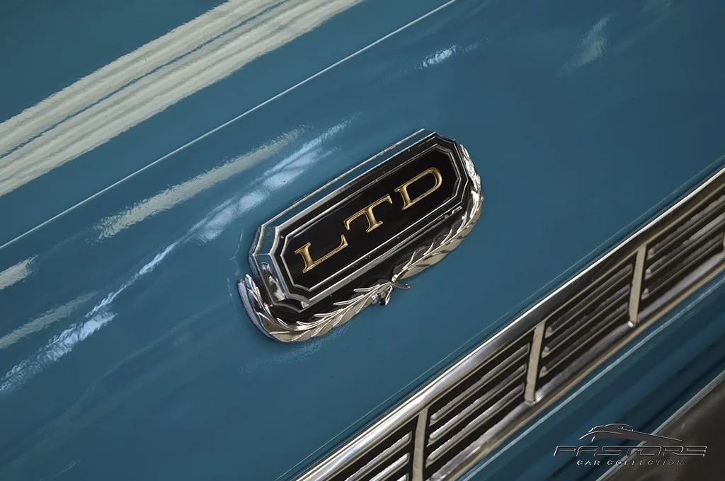 Ford Galaxie LTD