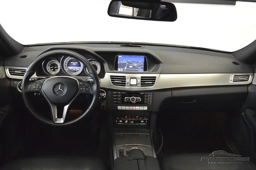 Mercedes-Benz E250 Turbo Avantgarde