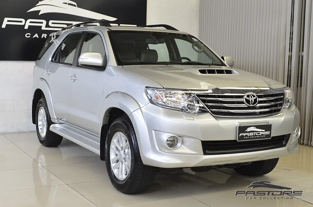 Toyota Hilux SW4 SRV 3.0 D-4D AT
