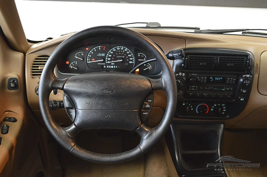 Ford Explorer Expedition XL 4WD