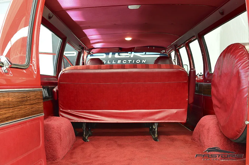 Plymouth Voyager
