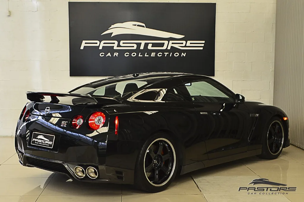 Nissan GT-R Black Edition