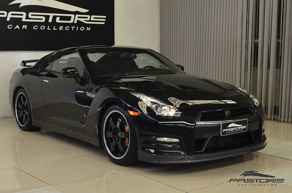 Nissan GT-R Black Edition