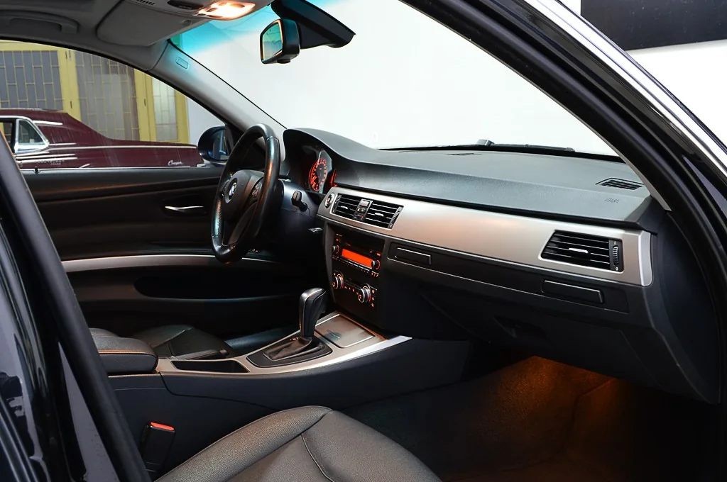 BMW 325i