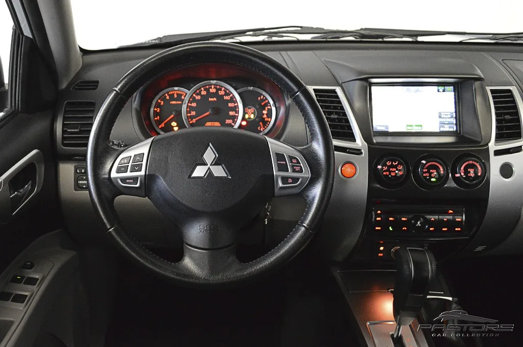 Mitsubishi Pajero Dakar 3.2 HPE