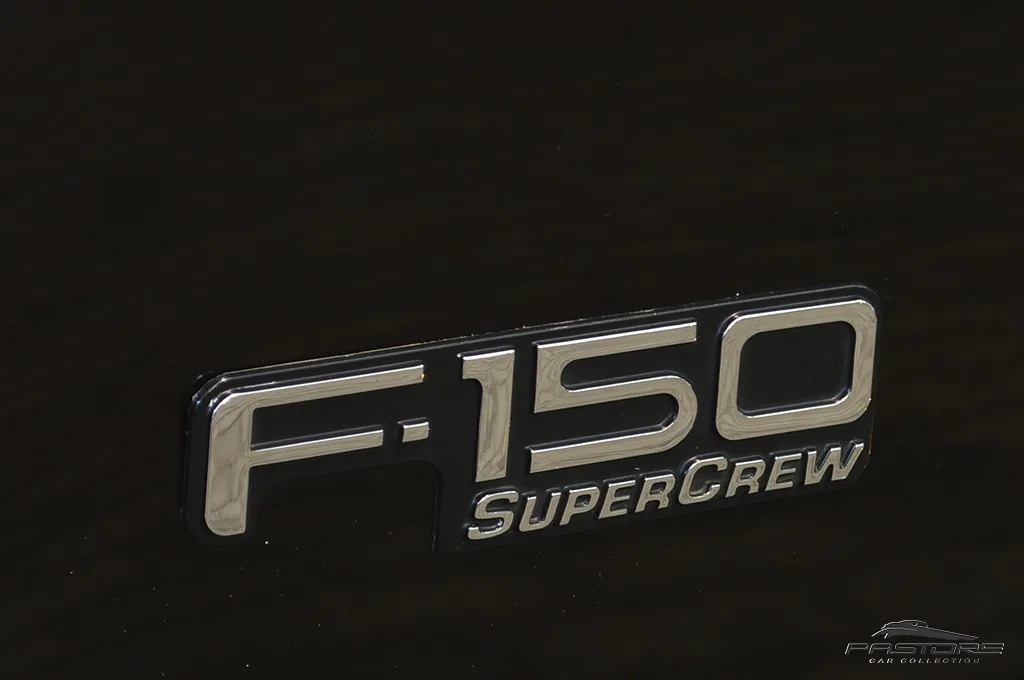 Ford F-150 CD SuperCrew Lariat