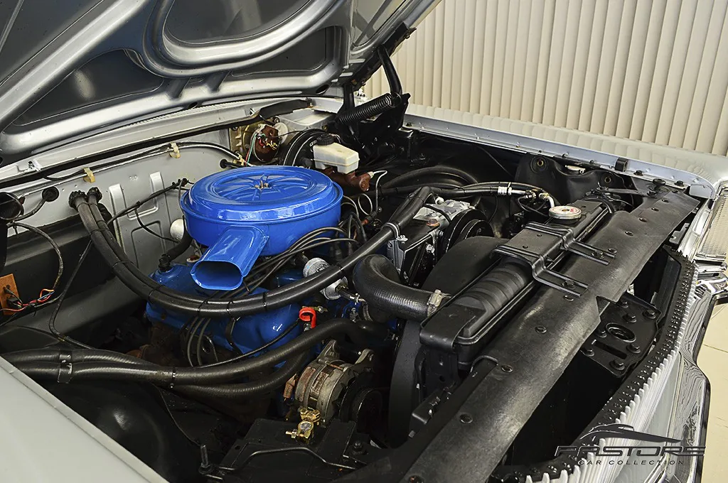 Ford Galaxie Landau