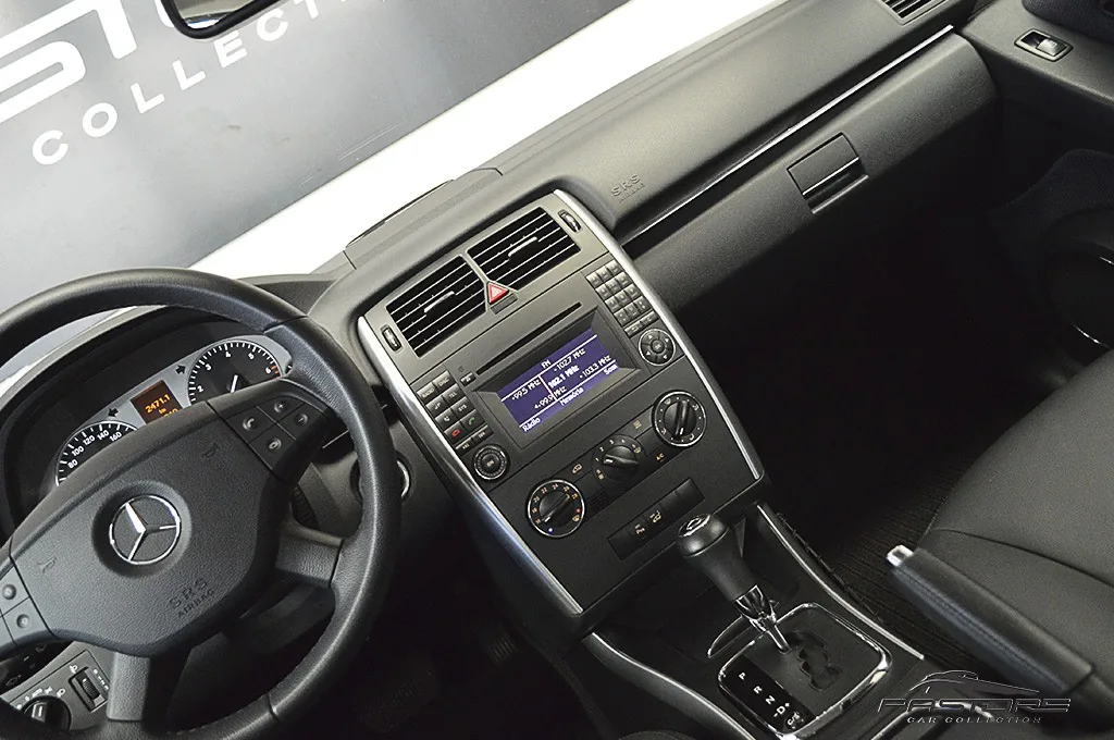 Mercedes-Benz B180 Family Plus