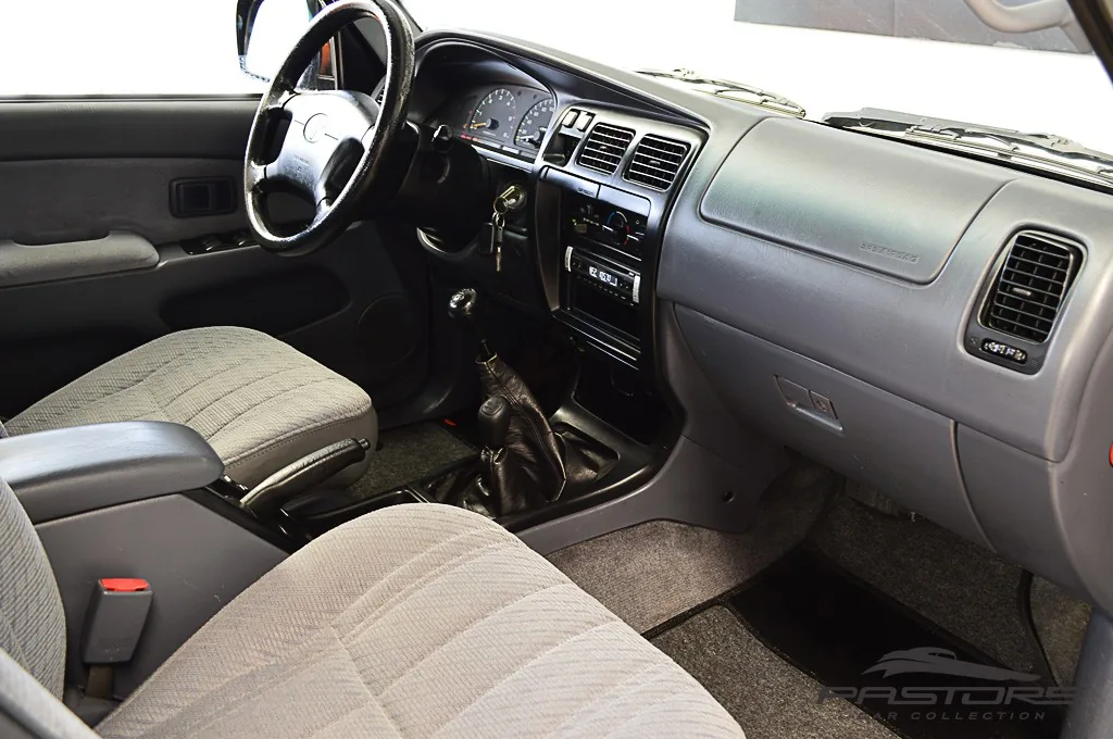 Toyota Hilux SW4