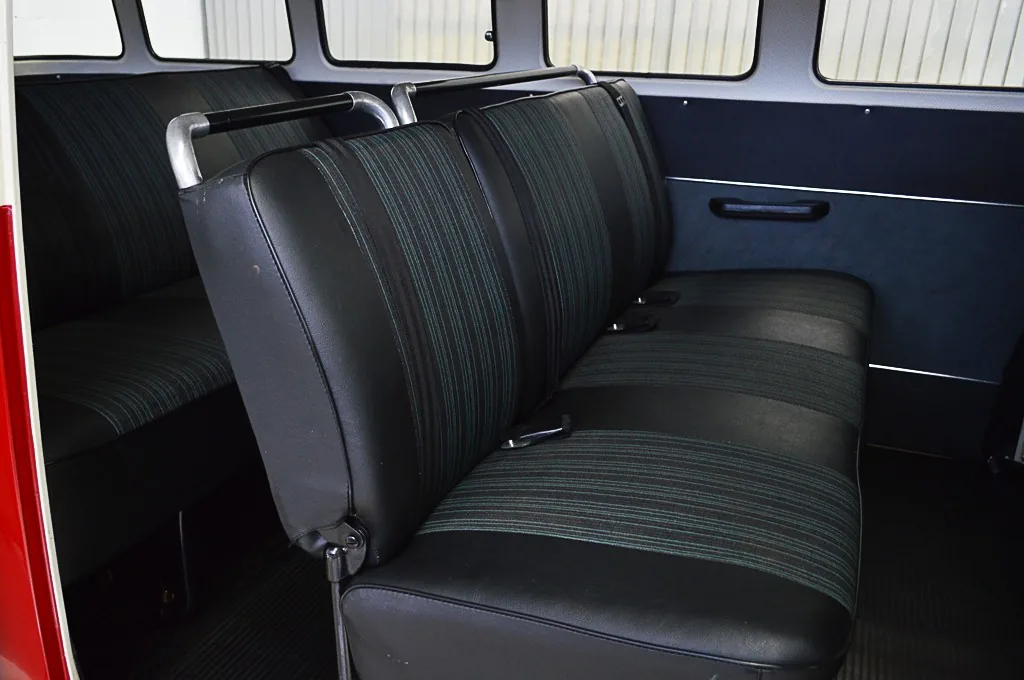 VW Kombi Luxo