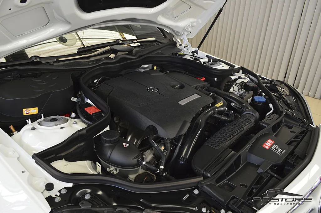 Mercedes-Benz E250 Turbo Avantgarde