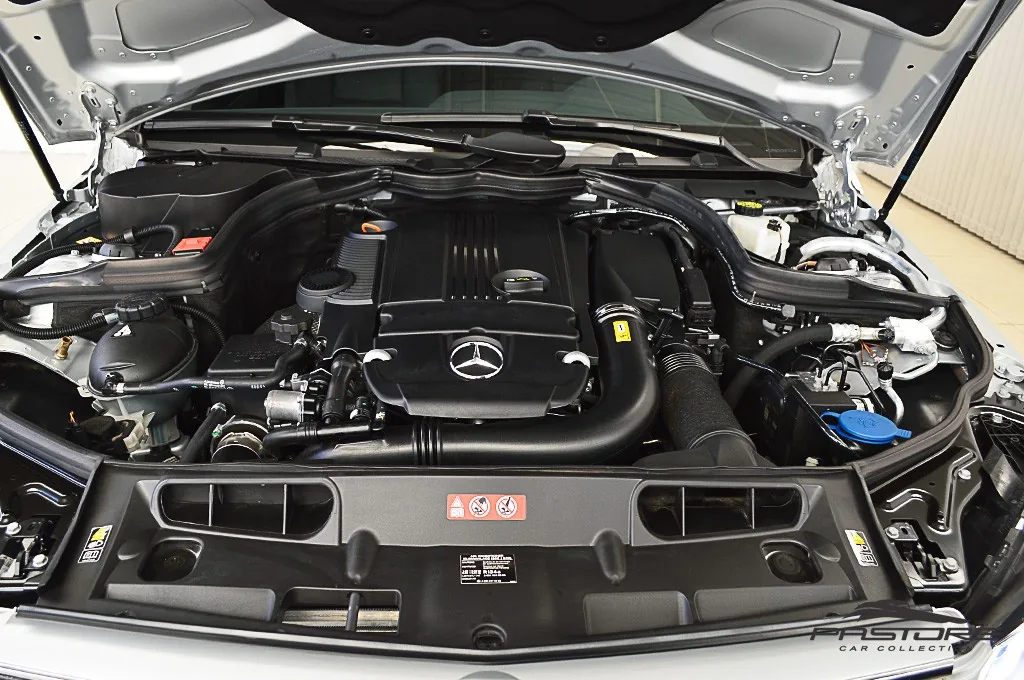 Mercedes-Benz C200 CGI Avantgarde