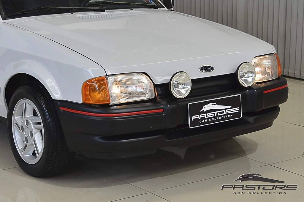 Ford Escort XR3