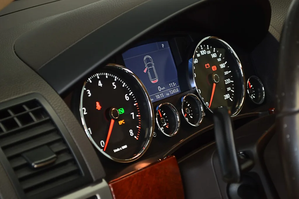 VW Touareg V8