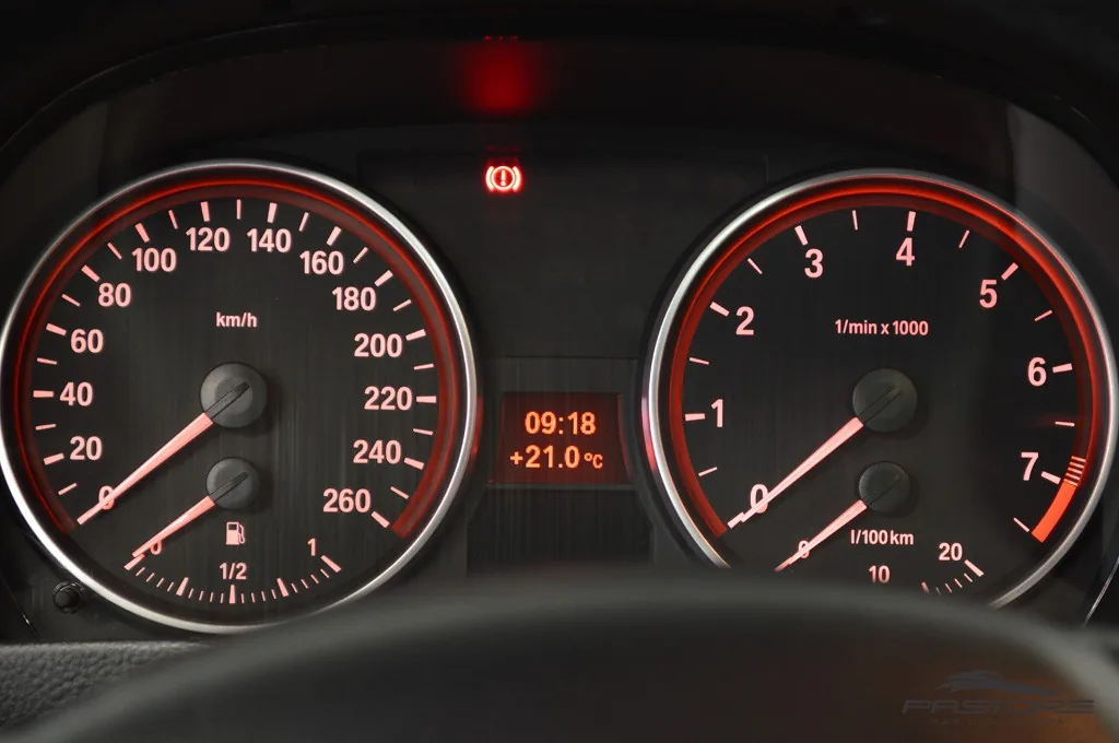 BMW 325i